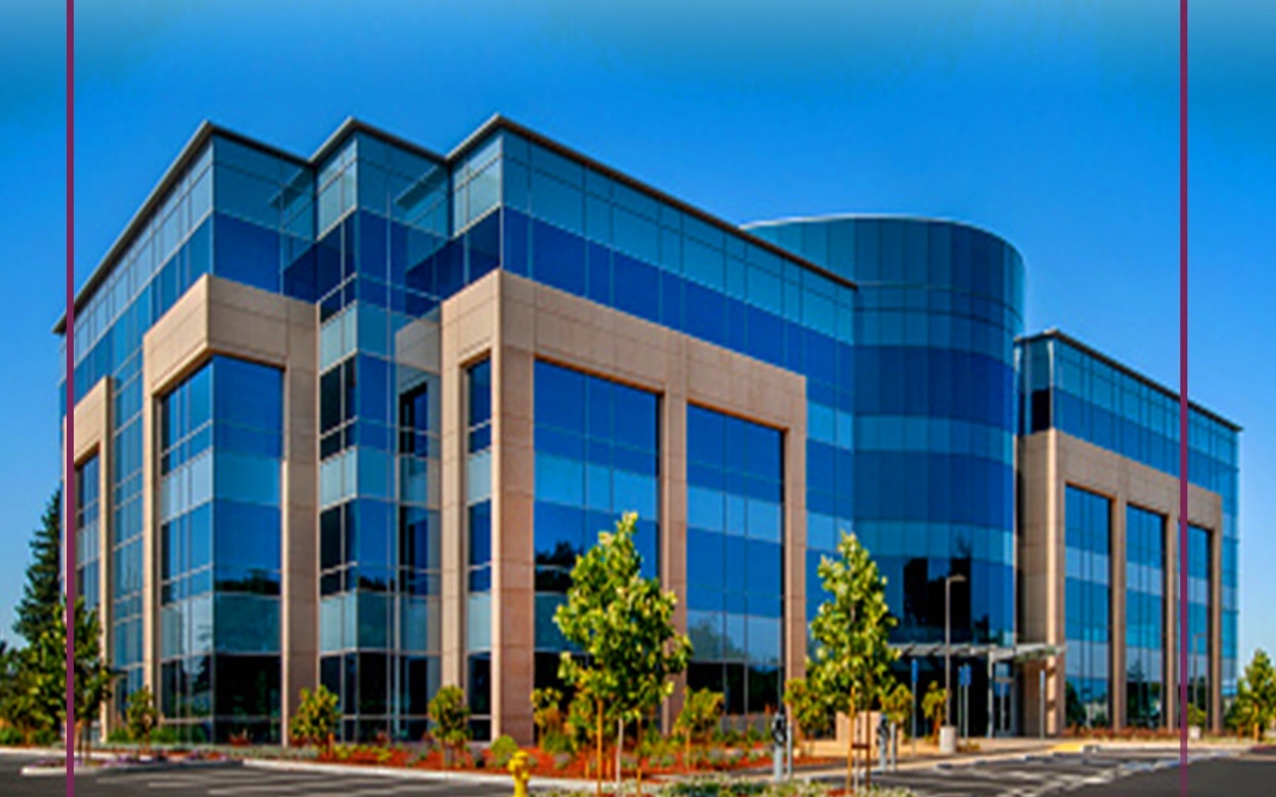 للبيع مبنى إداري