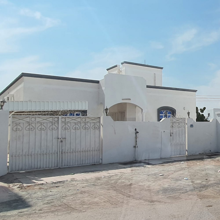 فيلا للبيع في السيب