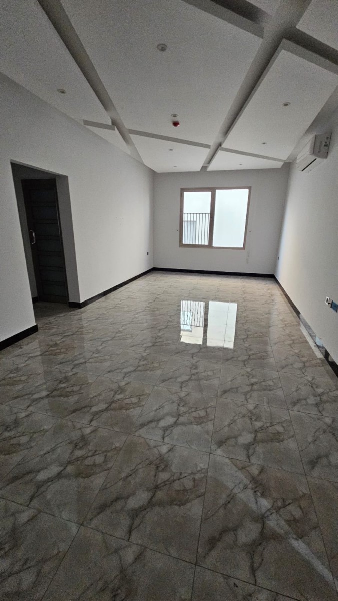 للبيع شقه تملك حر للأجانب في الحد