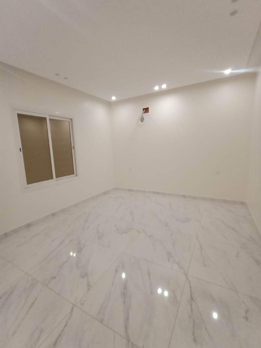 فيلا للبيع في حي المشارف